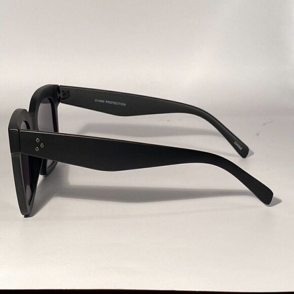 0630 Matt Black Oversized Square Sunglasses UV400 New main image 9